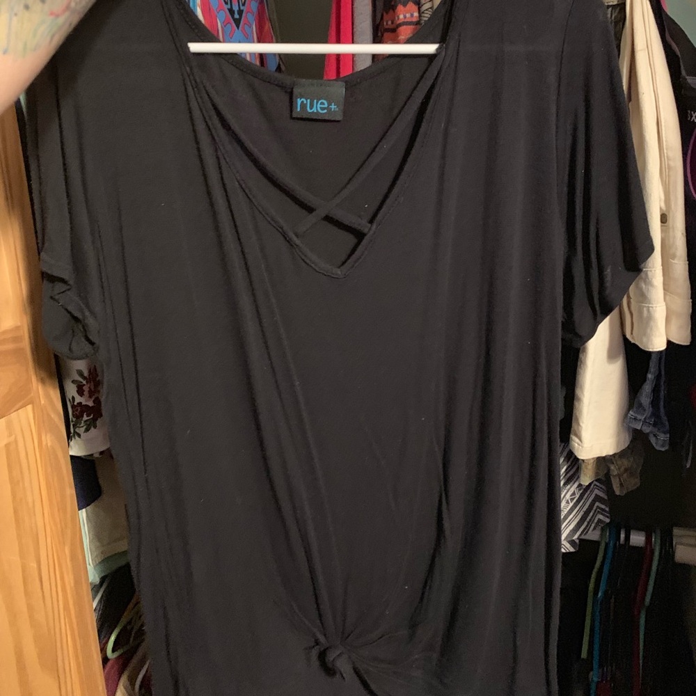 Rue 21 cute strappy shirt